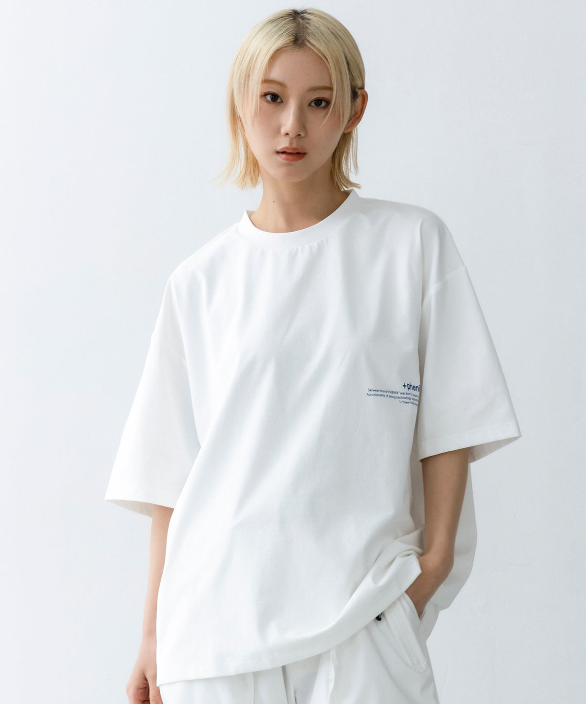 Outlast® TYPOGRAPHY SHORT SLEEVE TEE / タイポグラフィ ショートスリーブTシャツ