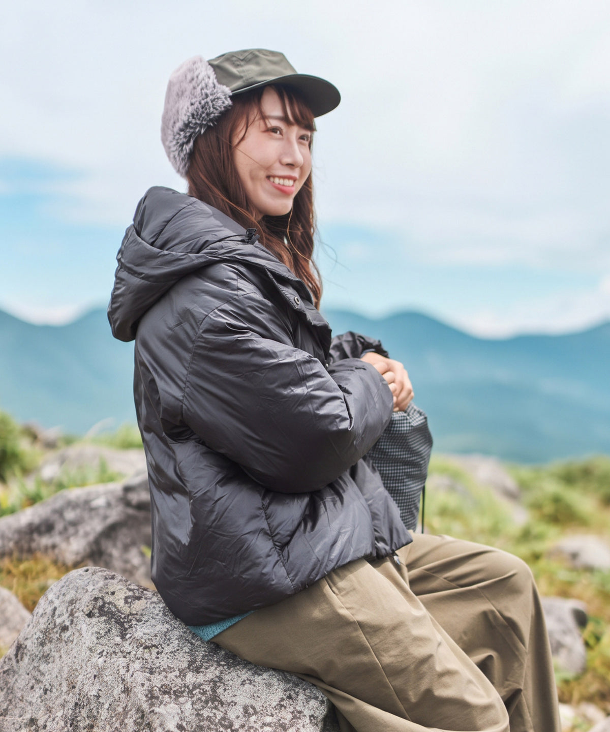 【11月上旬お届け予約商品】ADAPTABLE FLUFFY JACKET / アダプタブルフラッフィー ショートジャケット