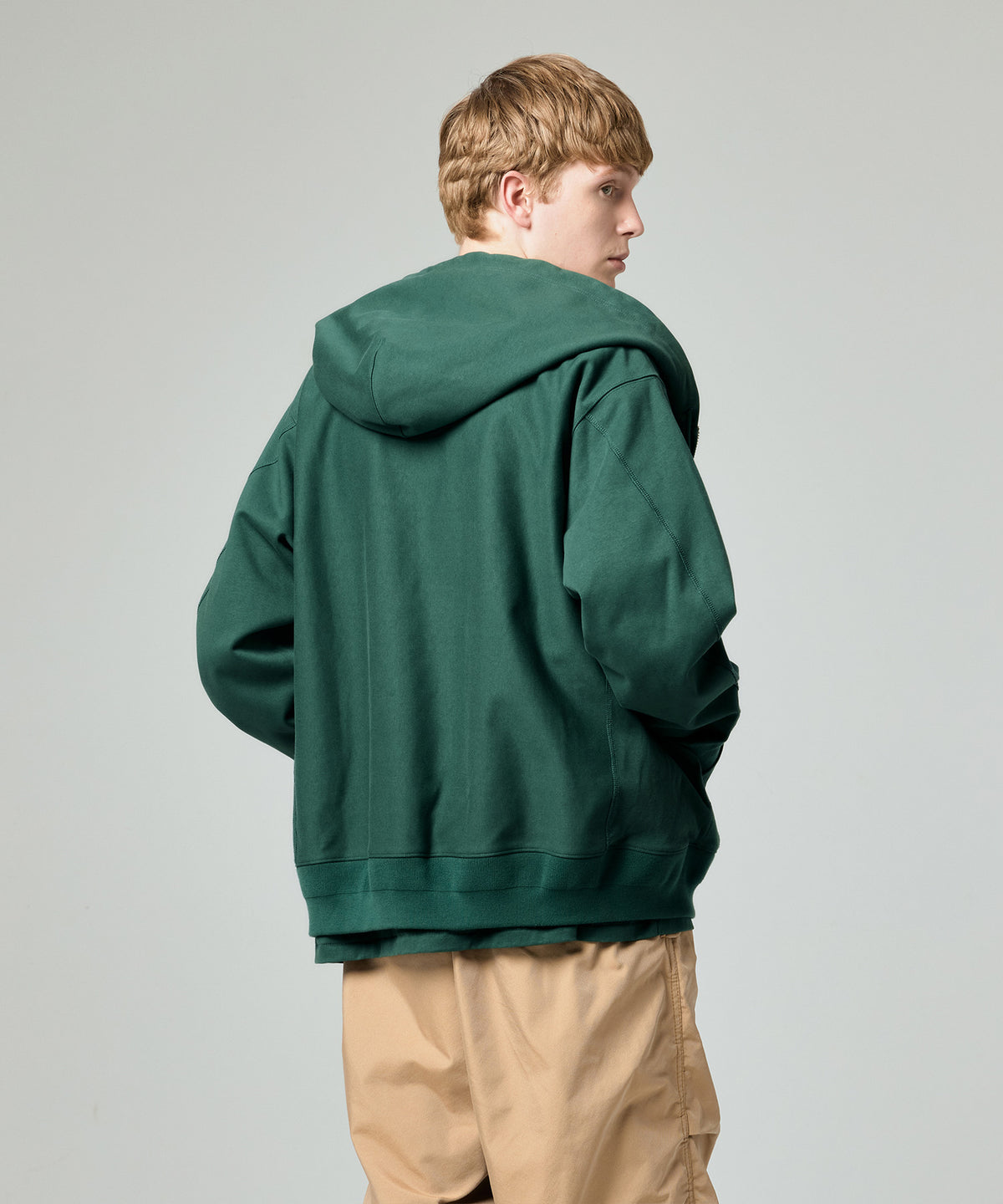 AERO STILL ZIP UP HOODIE