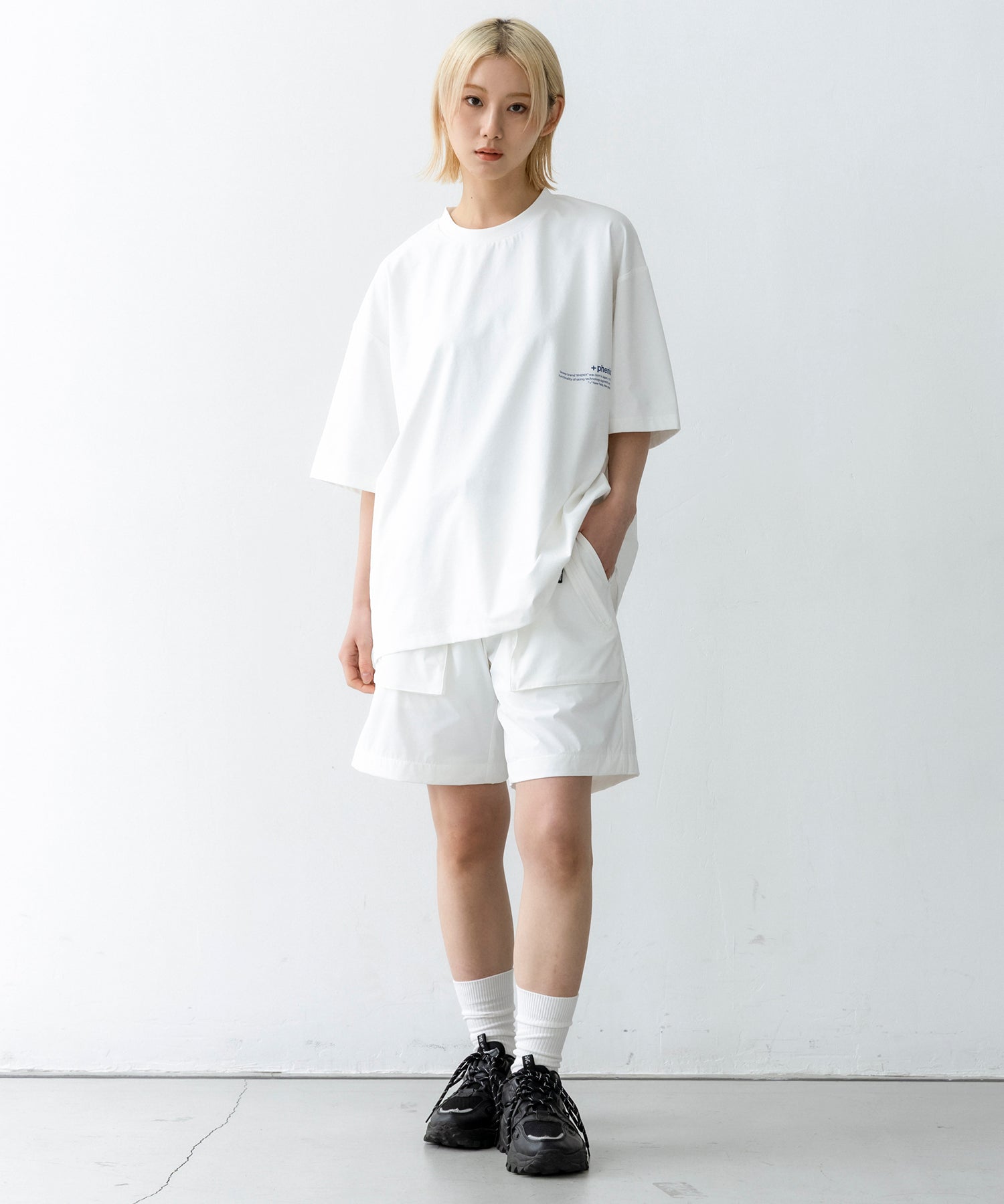 Outlast® TYPOGRAPHY SHORT SLEEVE TEE / タイポグラフィ ショートスリーブTシャツ