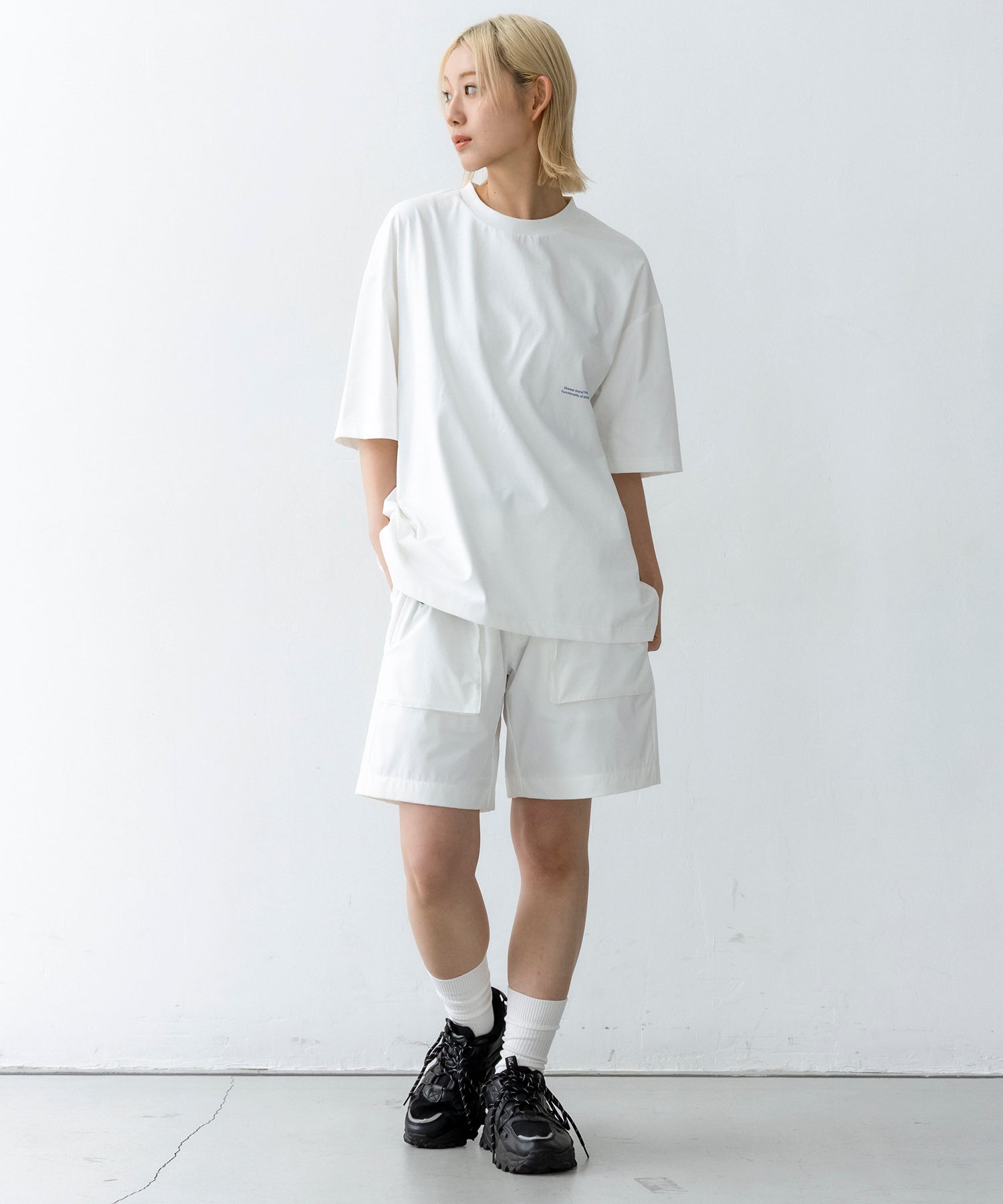 Outlast® TYPOGRAPHY SHORT SLEEVE TEE / タイポグラフィ ショートスリーブTシャツ