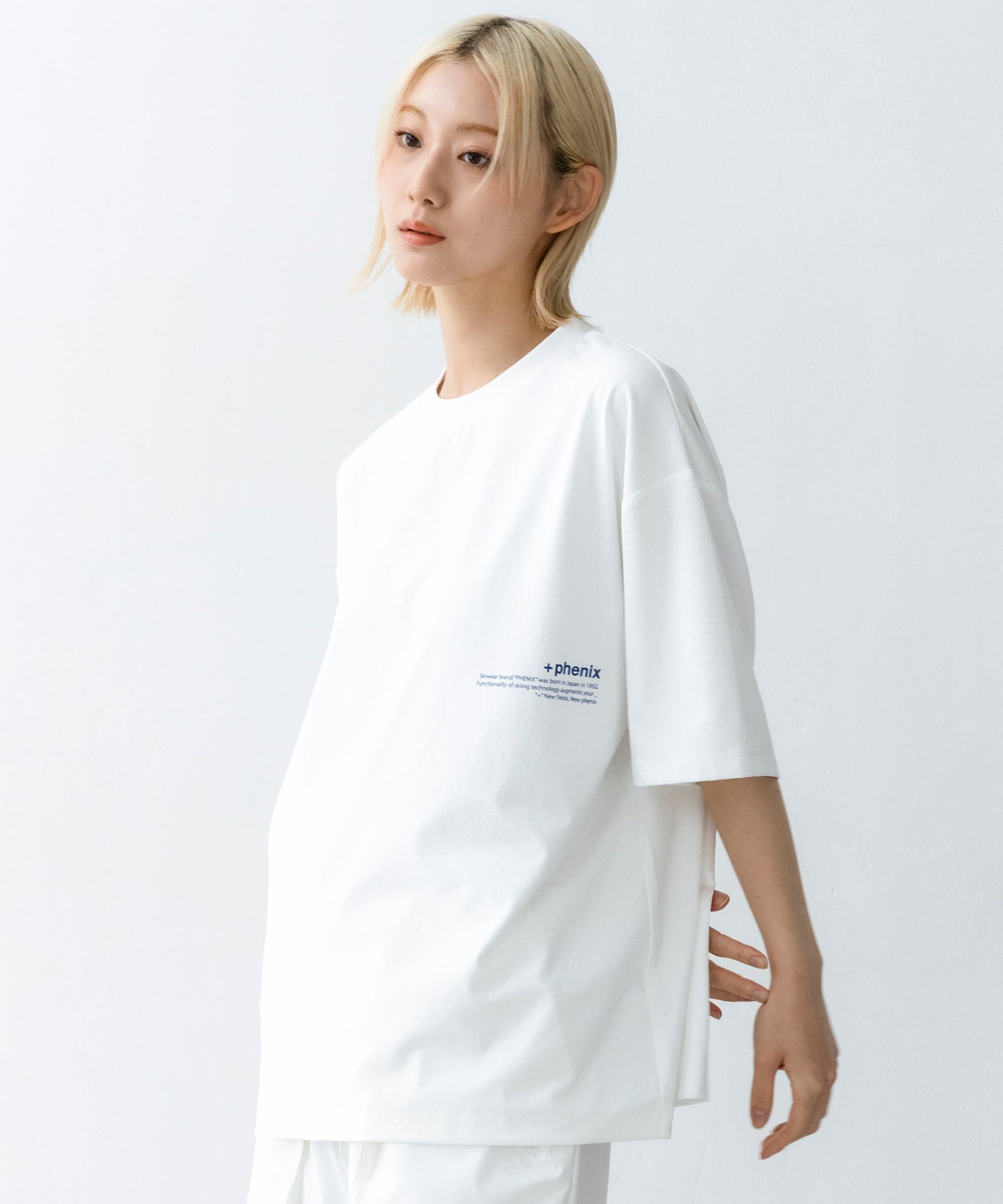 Outlast® TYPOGRAPHY SHORT SLEEVE TEE / タイポグラフィ ショートスリーブTシャツ