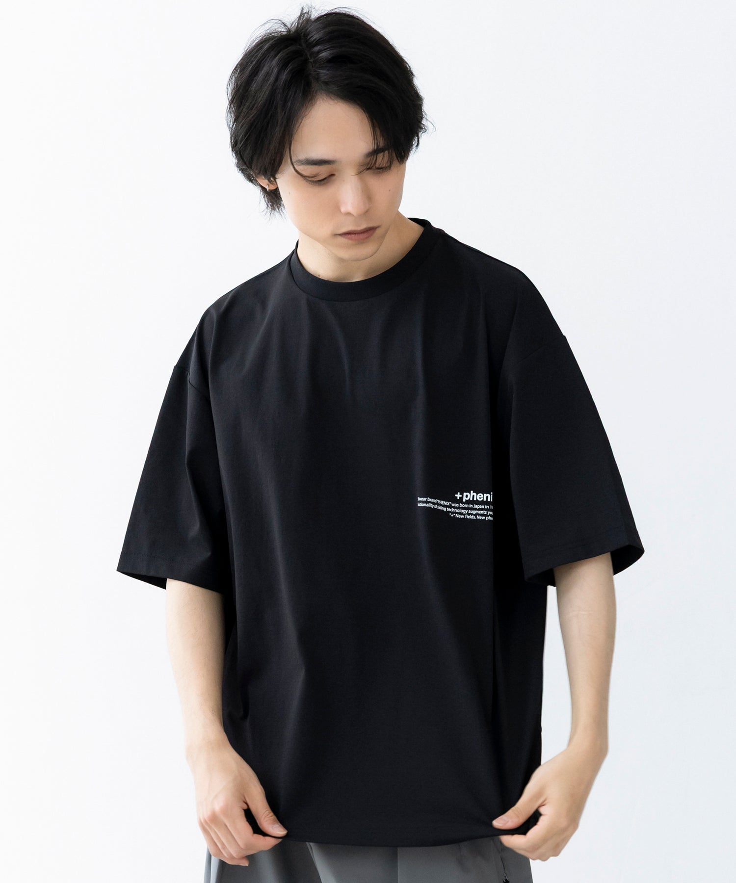 Outlast® TYPOGRAPHY SHORT SLEEVE TEE / タイポグラフィ ショートスリーブTシャツ