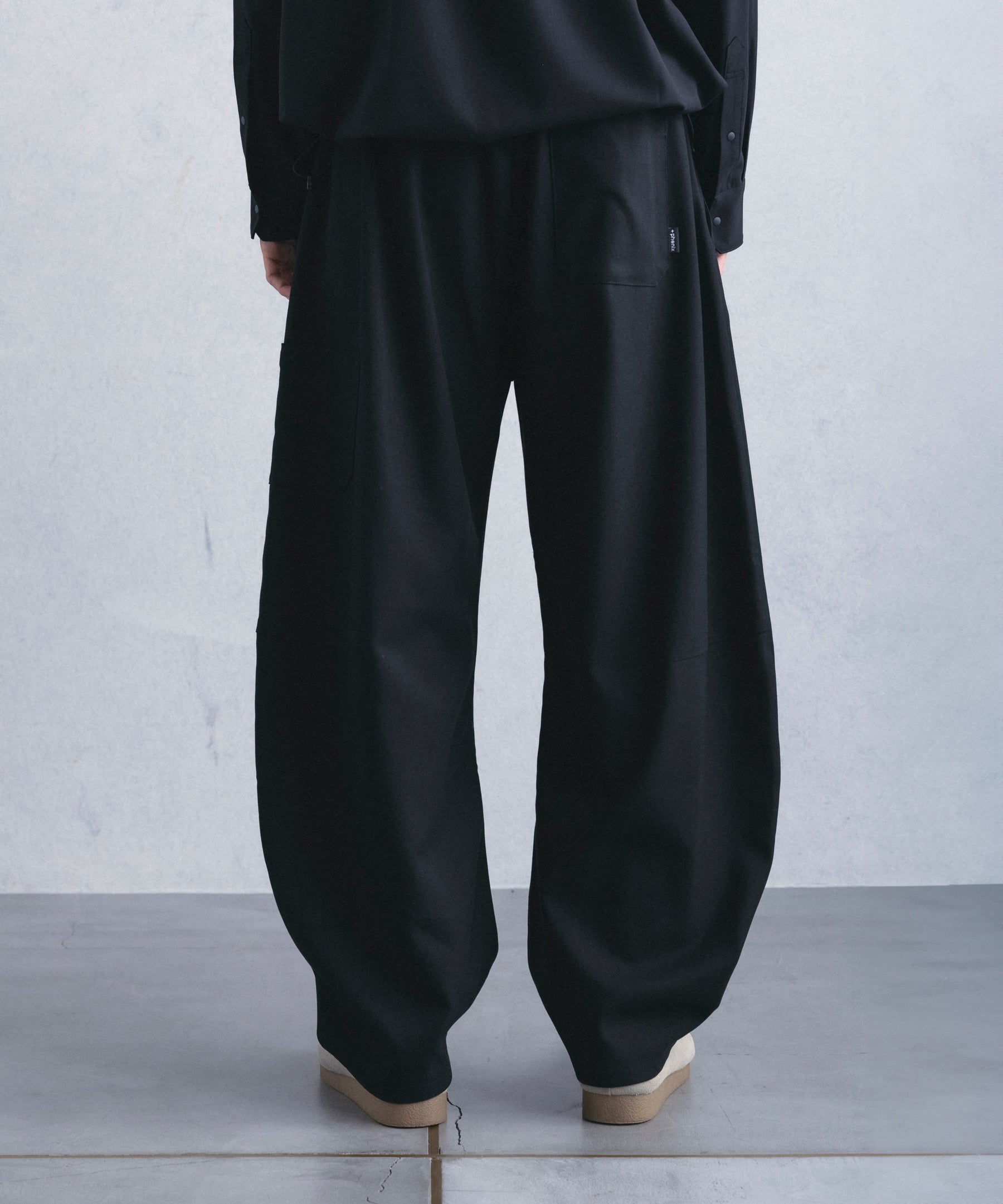 COCOON SILHOUETTE RELAXED PANTS コクーンシルエット リラックス パンツ