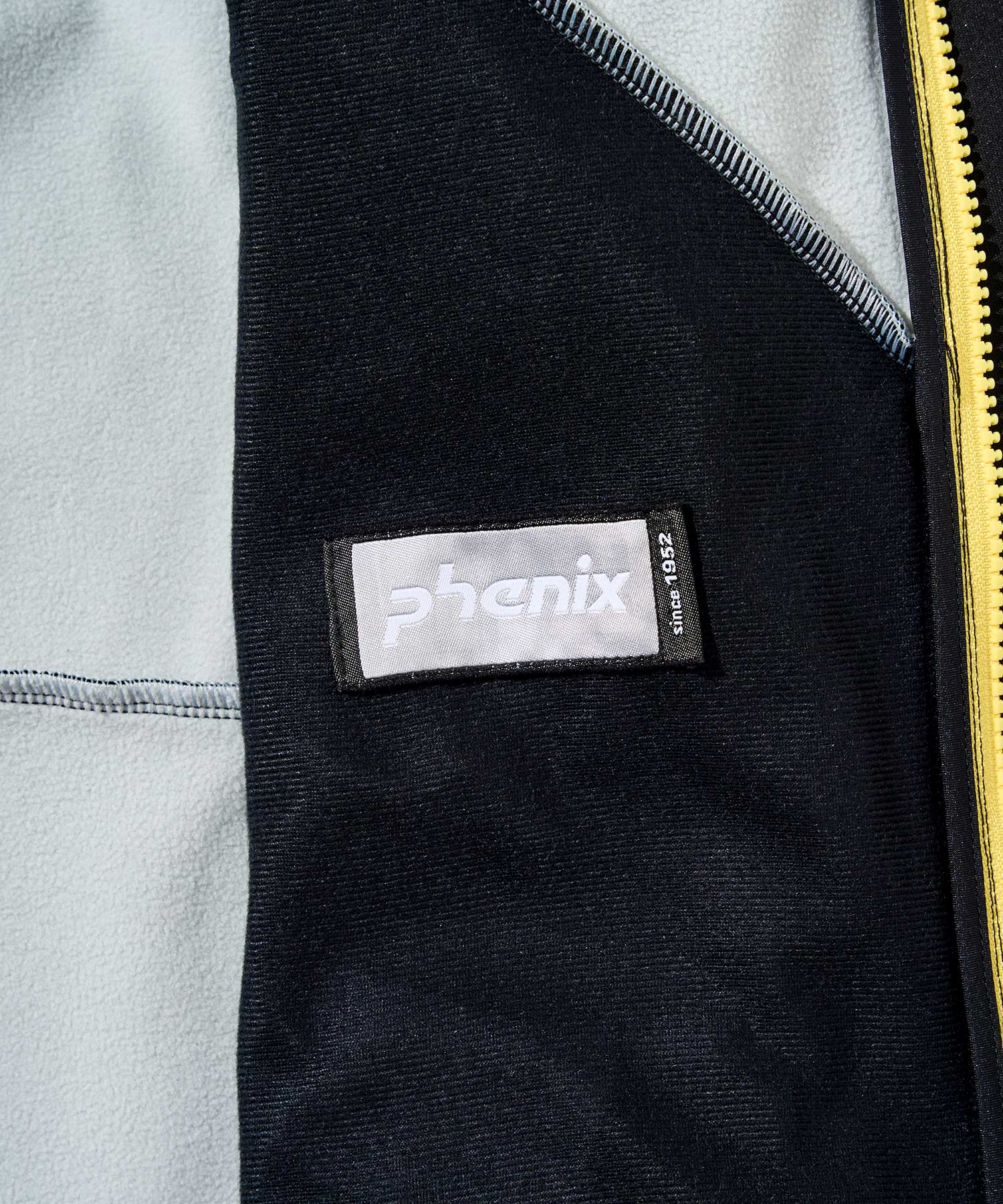 【MENS】Sweden Soft Shell Jacket / Swedenソフトシェルジャケット / phenix スキーウェア 26AW / SWEDEN