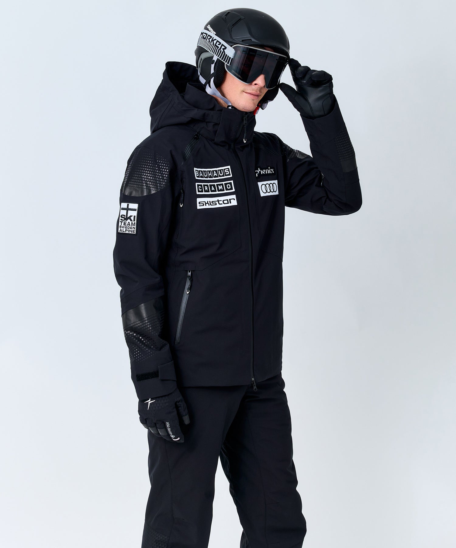 【MENS】Sweden Monotone Logo Ski Jacket / Swedenモノトーンロゴスキージャケット / phenix スキーウェア 26AW / SWEDEN