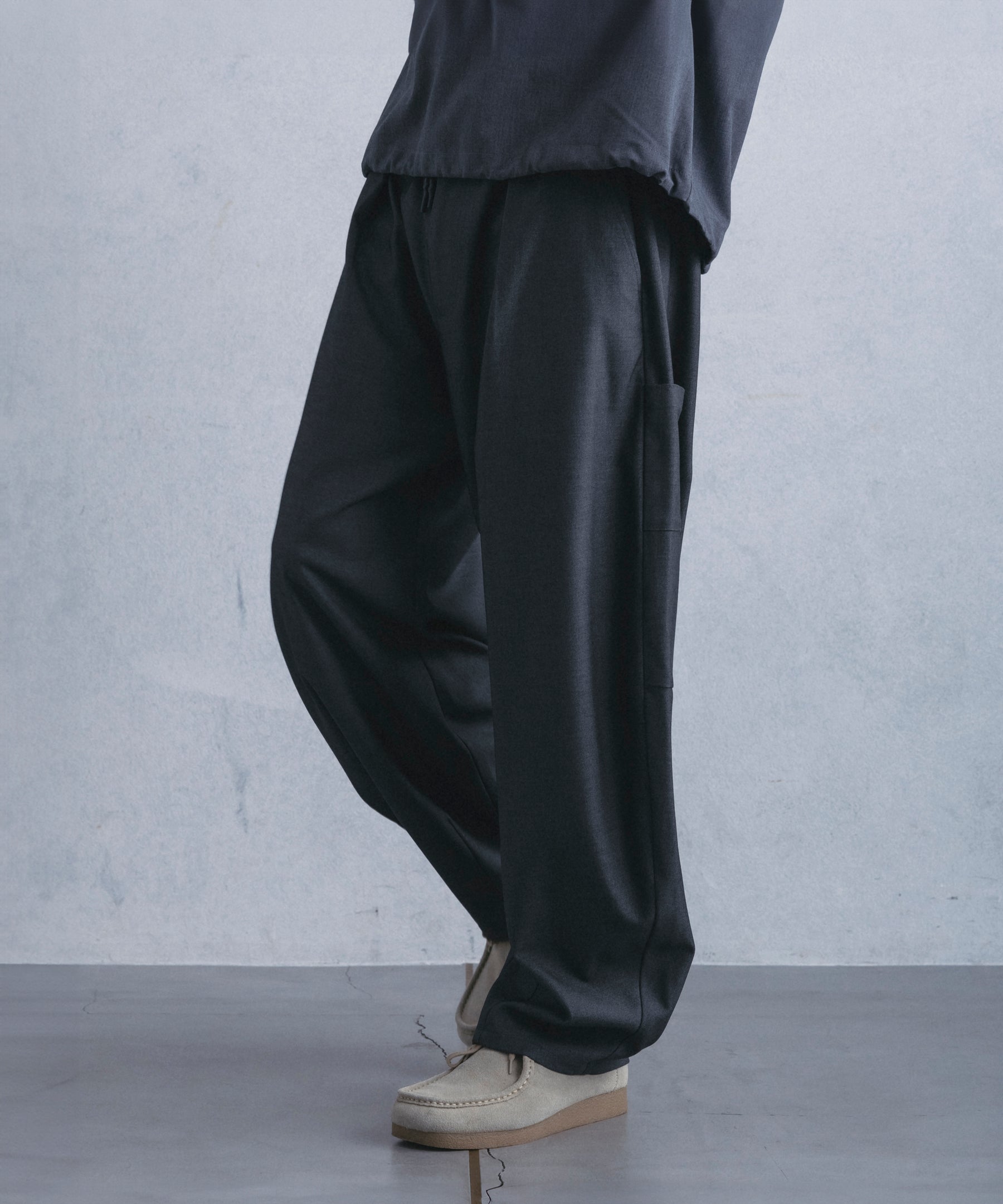 COCOON SILHOUETTE RELAXED PANTS コクーンシルエット リラックス パンツ