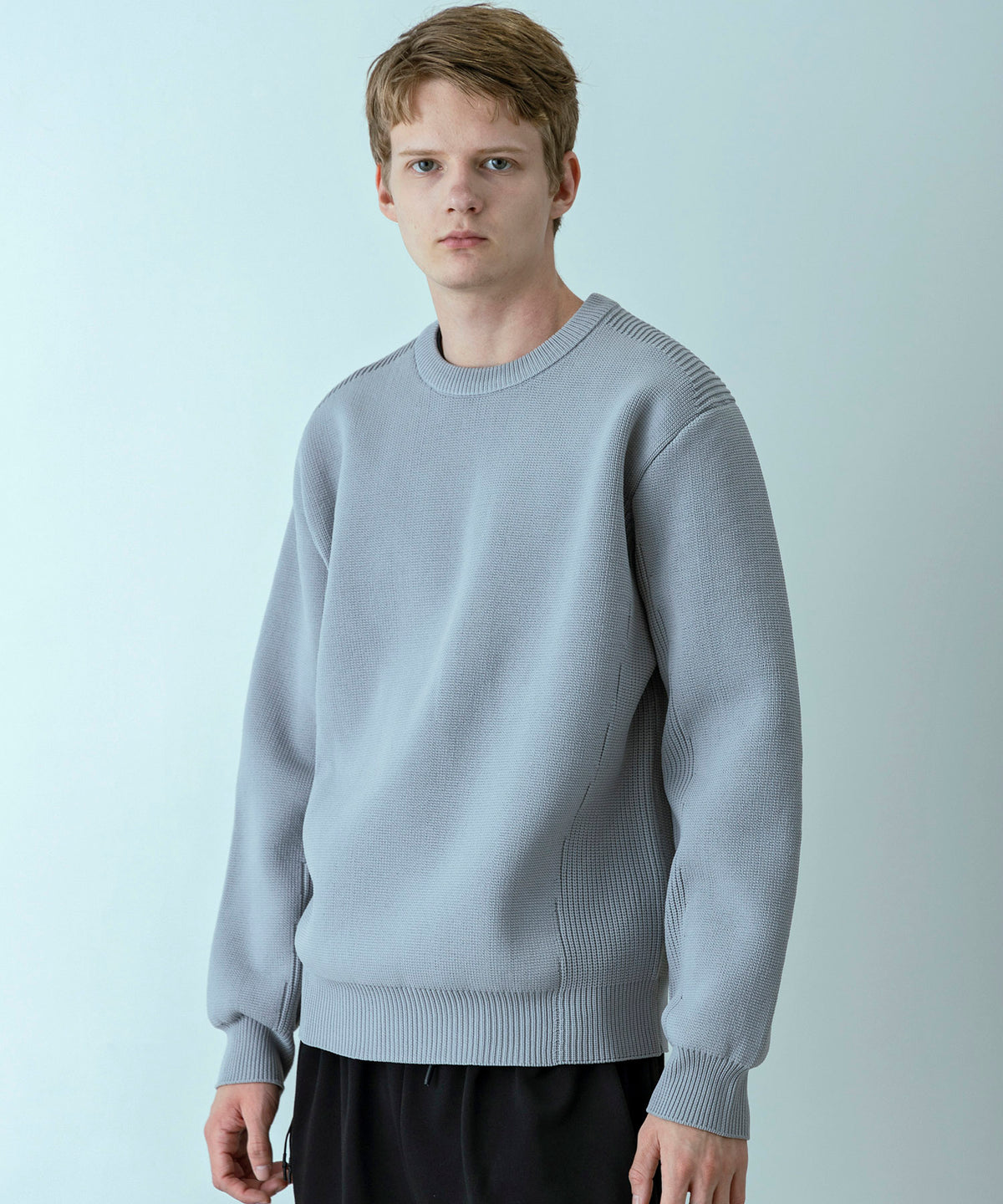 【MENS】HYBRID KNITTED LONG SLEEVE PULL OVER  ハイブリッドニット ロングスリーブプルオーバー / +phenix(プラスフェニックス)