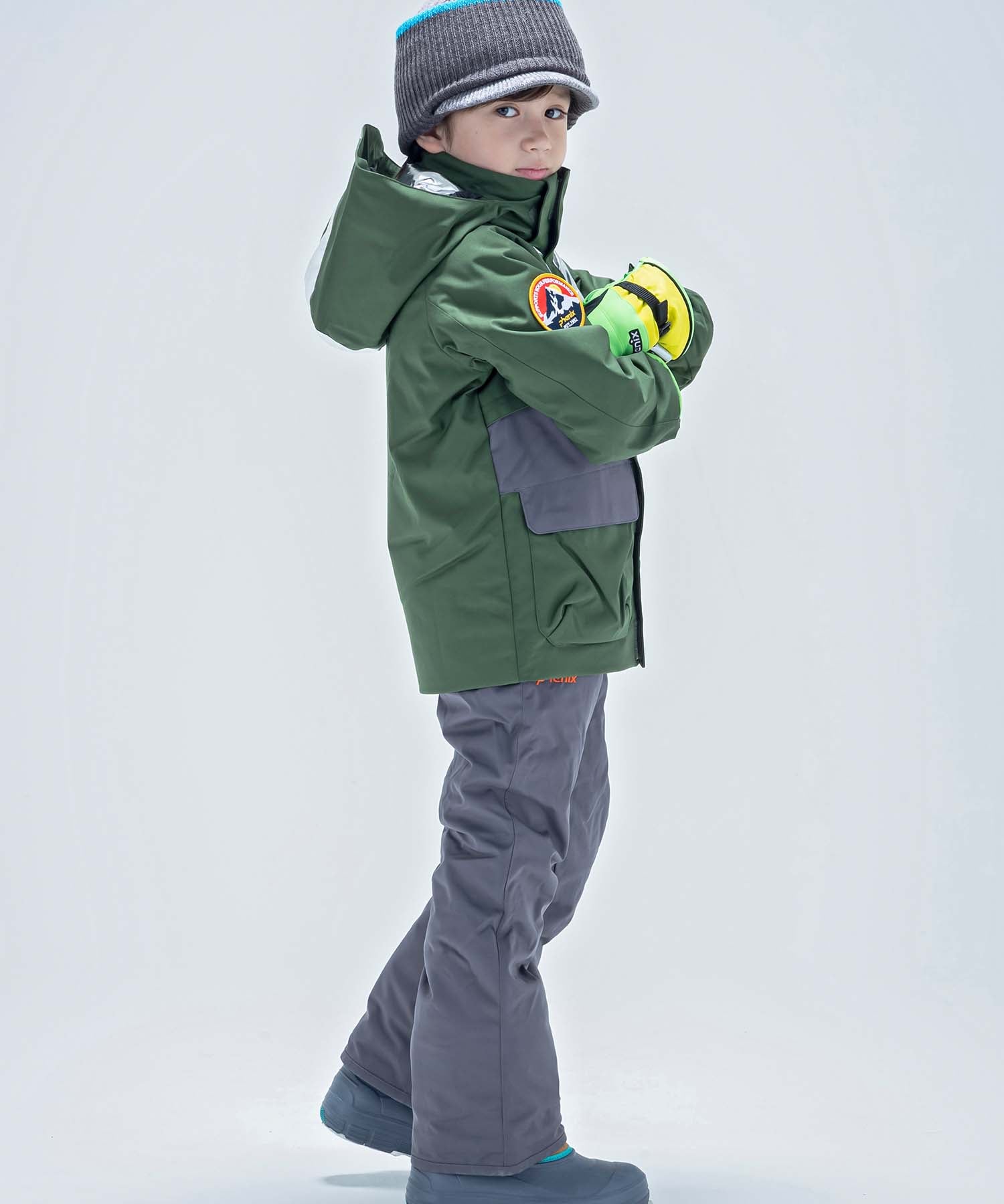 【KIDS/JUNIOR】子供用スキーウェア アウター上下セット ツーピース Snow Jet Junior Two-piece / Jr / 最大20cmサイズ調整可能 /phenixスキーウェア23AW