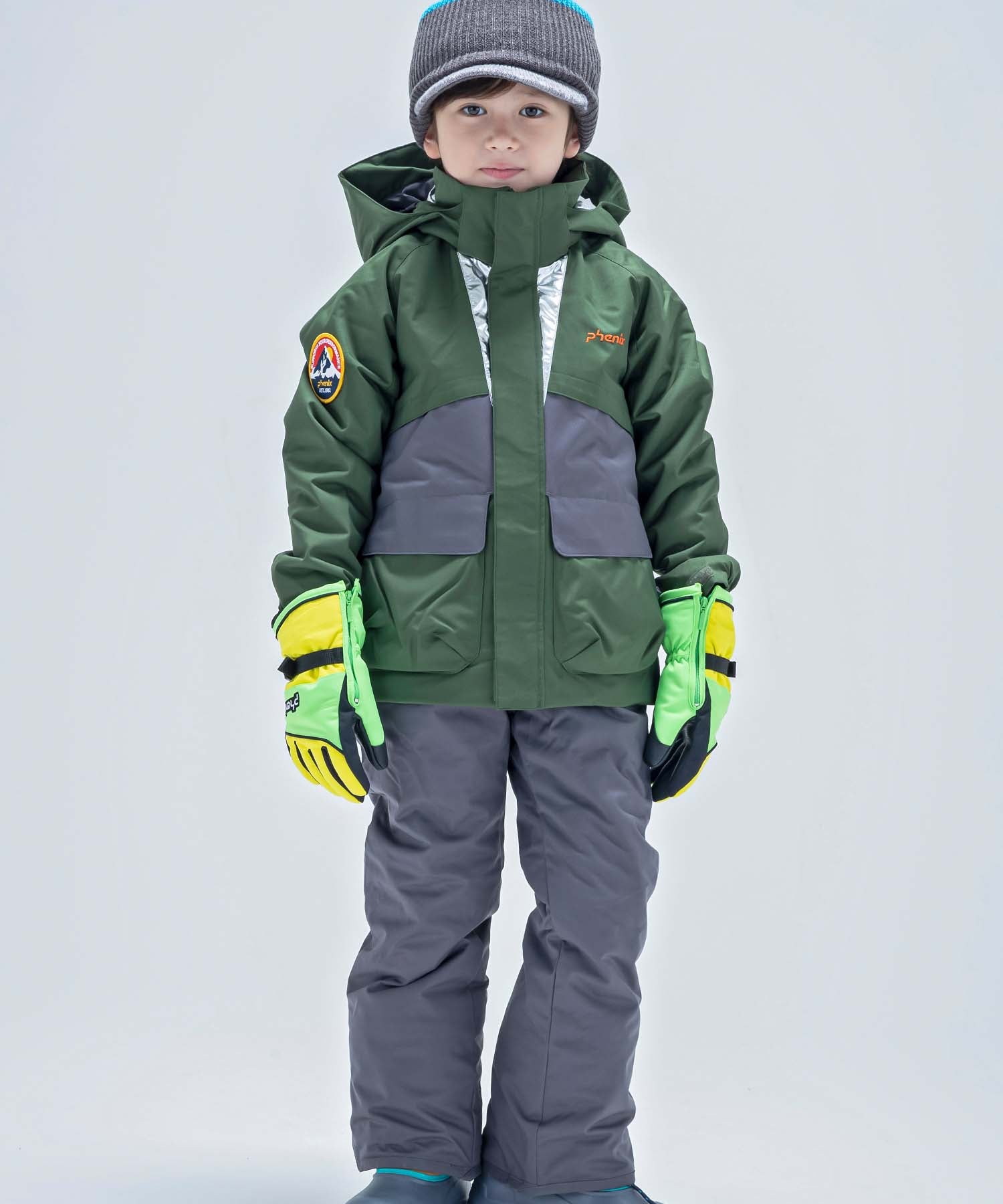 【KIDS/JUNIOR】子供用スキーウェア アウター上下セット ツーピース Snow Jet Junior Two-piece / Jr / 最大20cmサイズ調整可能 /phenixスキーウェア23AW