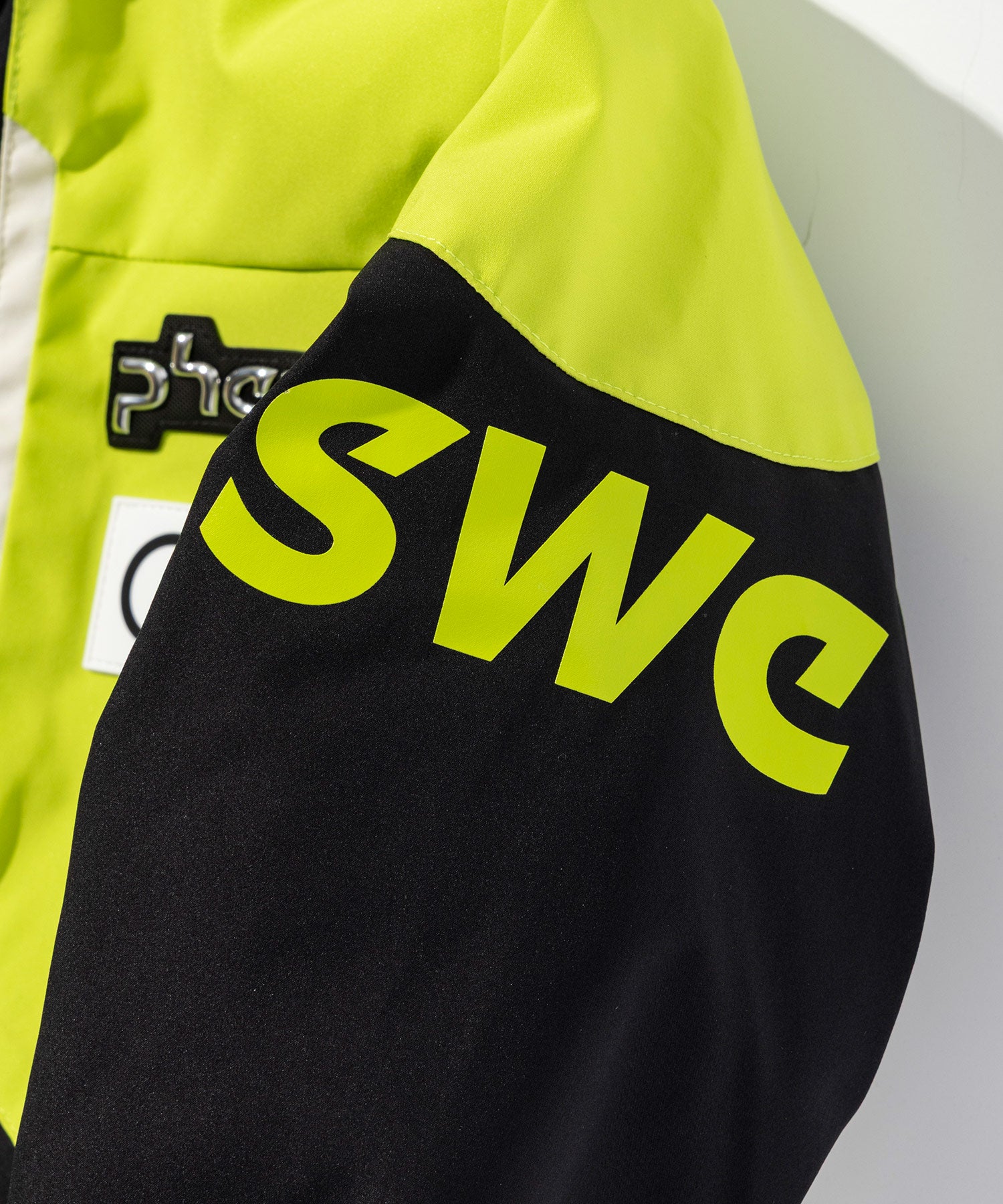 【KIDS/JUNIOR】Sweden Junior Two-Piece / Swedenジュニアツーピース / phenix スキーウェア 26AW / SWEDEN